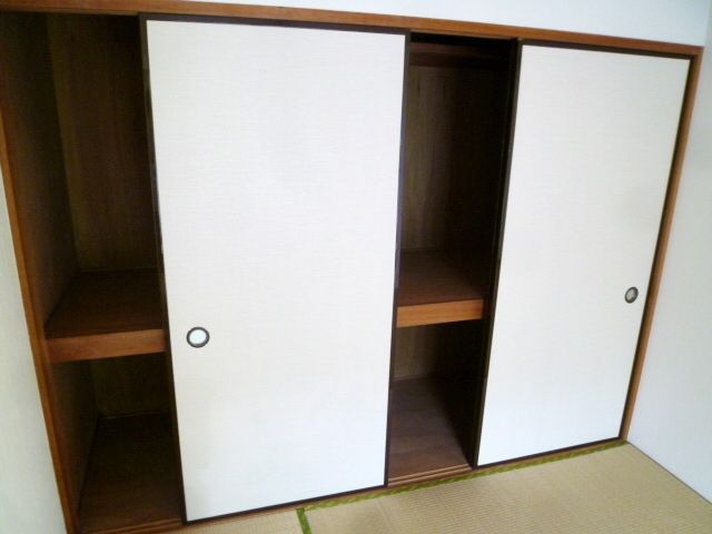 その他設備　★押入れ収納スペース★