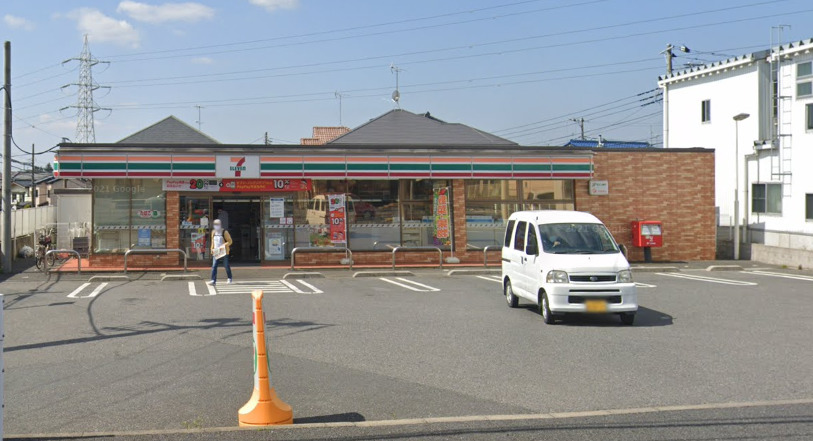 コンビニ　セブンイレブン 千葉仁戸名店（コンビニ）まで425m