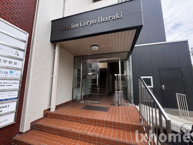 エントランス　建物の内部です