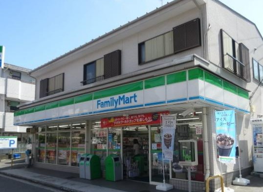 コンビニ　ファミリーマート 磯子願行寺前店（コンビニ）まで260m