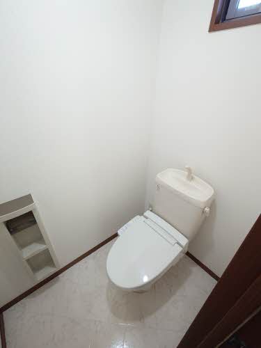 トイレ　落ち着いたトイレです