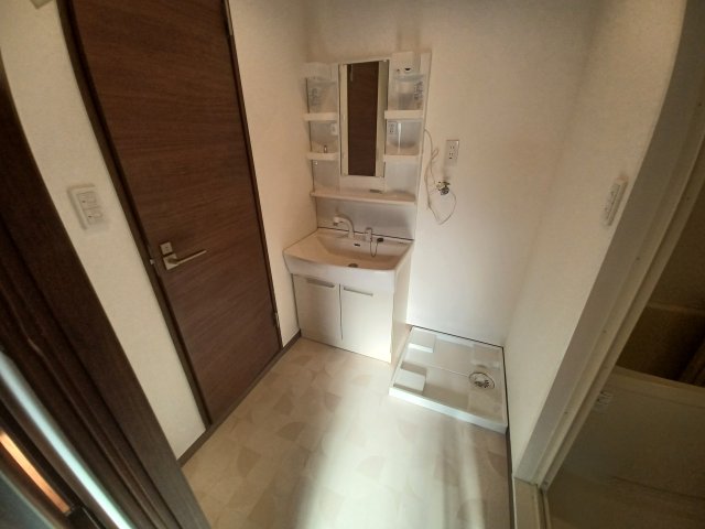 洗面設備　参考写真となります。