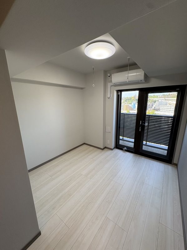 RELUXIA GRANDE 横濱吉野町の居間写真