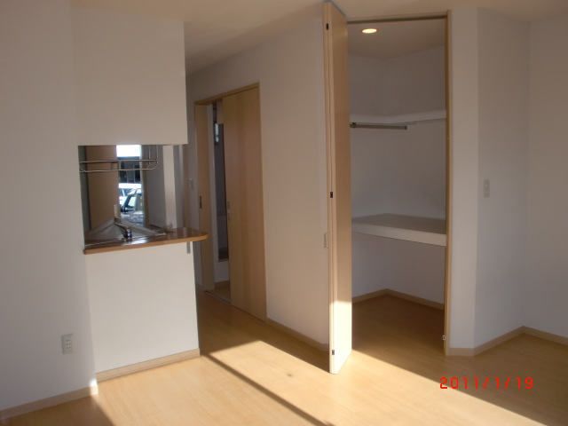 居室・リビング　対面式キッチン