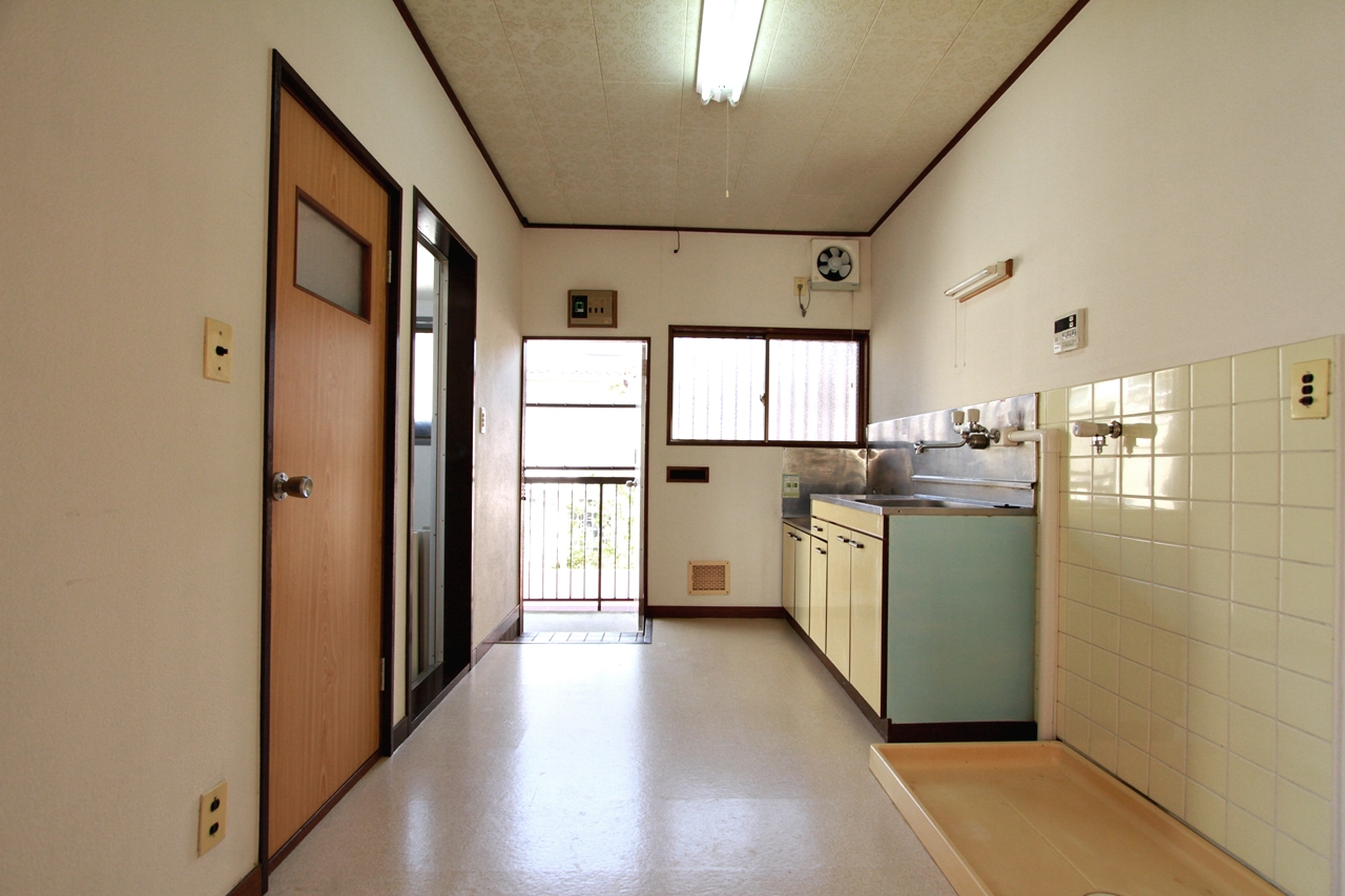 ＪＲ中央線 武蔵小金井駅 徒歩12分 2階建 築46年のキッチン写真