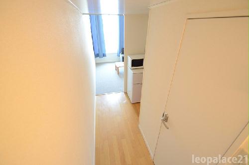 玄関　設備・仕様は号室により異なる為、現況を優先致します。