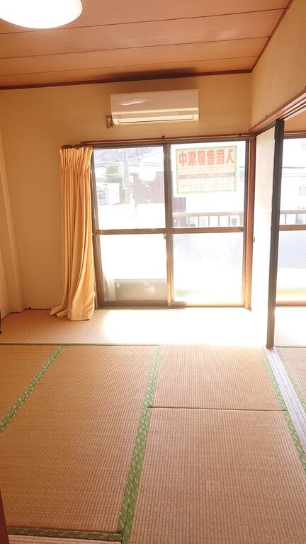 小野マンションの居間写真