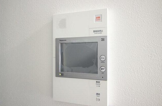 セキュリティ　来客を確認できるTVモニター付インターホン
