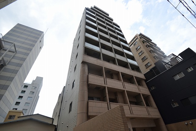 建物外観　エントランス