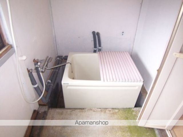 ＪＲ常磐線 内郷駅 バス乗車時間：6分 最寄りバス停で下車 徒歩4分 1階建 築56年の風呂写真