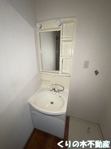 洗面設備　広い洗面スペース