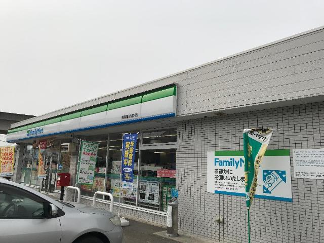 コンビニ　ファミリーマート美濃加茂清水店（コンビニ）まで740m