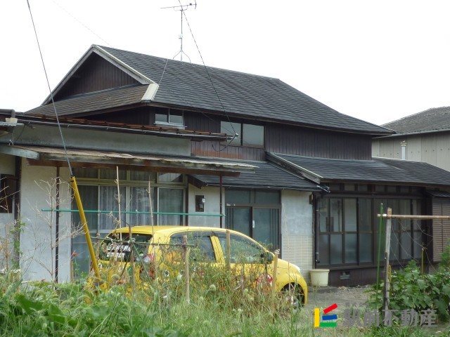 辻貸家の建物外観