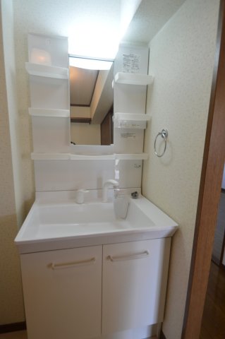 洗面設備　室内洗濯機置き場