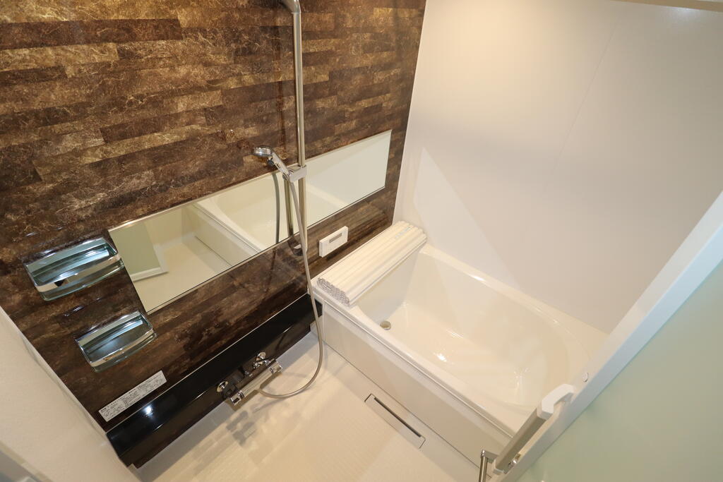 バス・シャワールーム　浴室