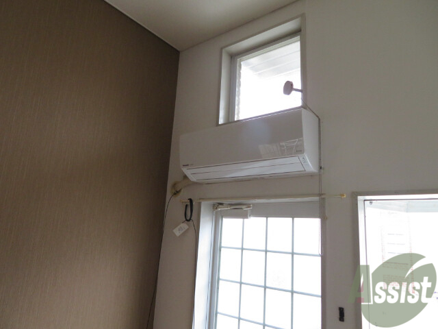 その他設備　エアコンが付いていますので寒暖対策もばっちり。