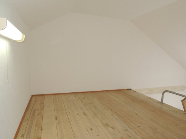 その他部屋・スペース　ロフトを寝室にすることでその分リビングが広々と使えるので快適