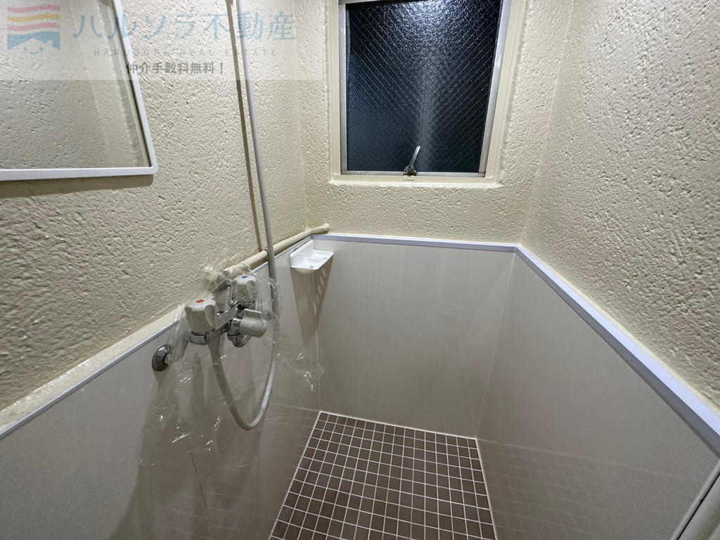 バス・シャワールーム　シャワールーム