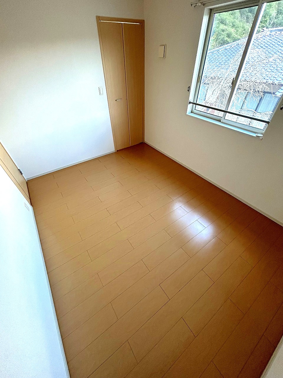 その他　洋室６帖（画像は２０３号　参考にしてください）