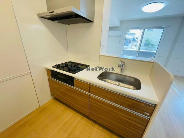 キッチン　同型反転タイプ　現況優先