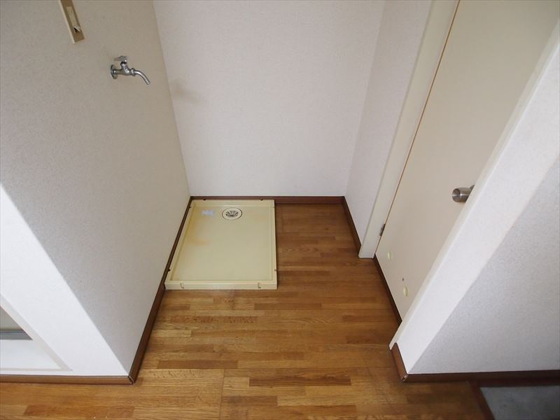 その他部屋・スペース　室内洗濯機置場あります