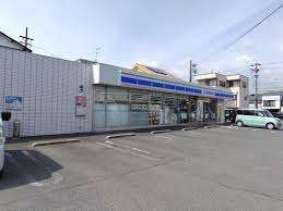 コンビニ　ローソン清水大沢町店（コンビニ）まで258m