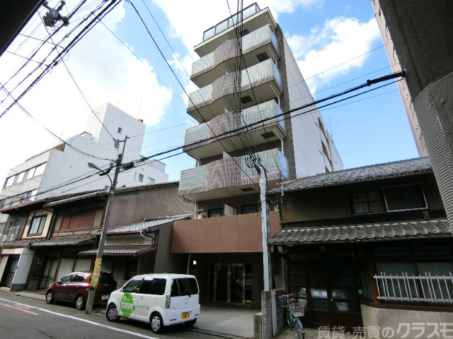 サワラビハイッテンの建物外観