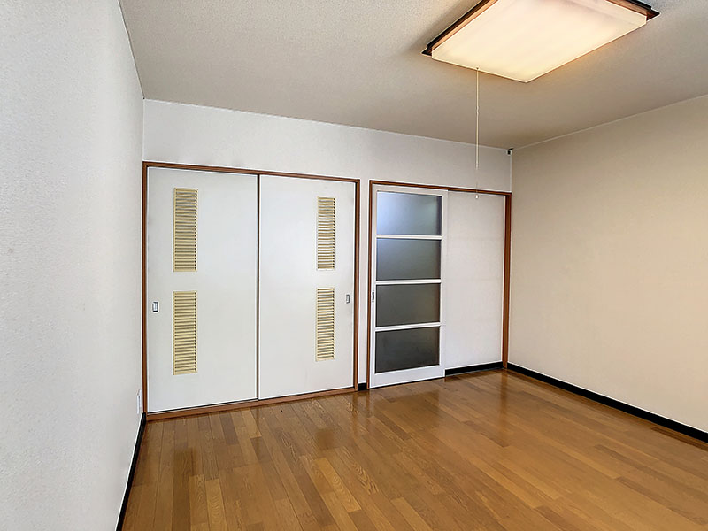 居室・リビング　※別のお部屋の写真です