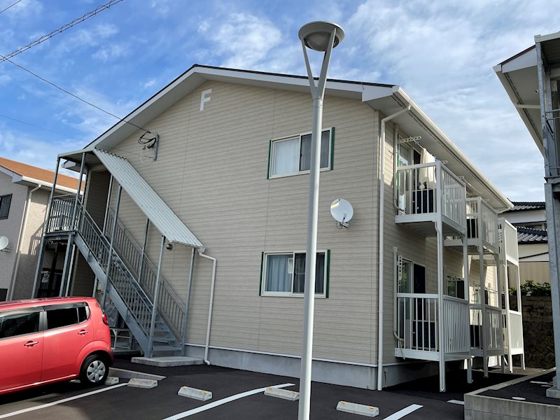 プチメゾン小野Fの建物外観