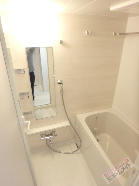 バス・シャワールーム　追い焚き付で寒い日も温まります♪