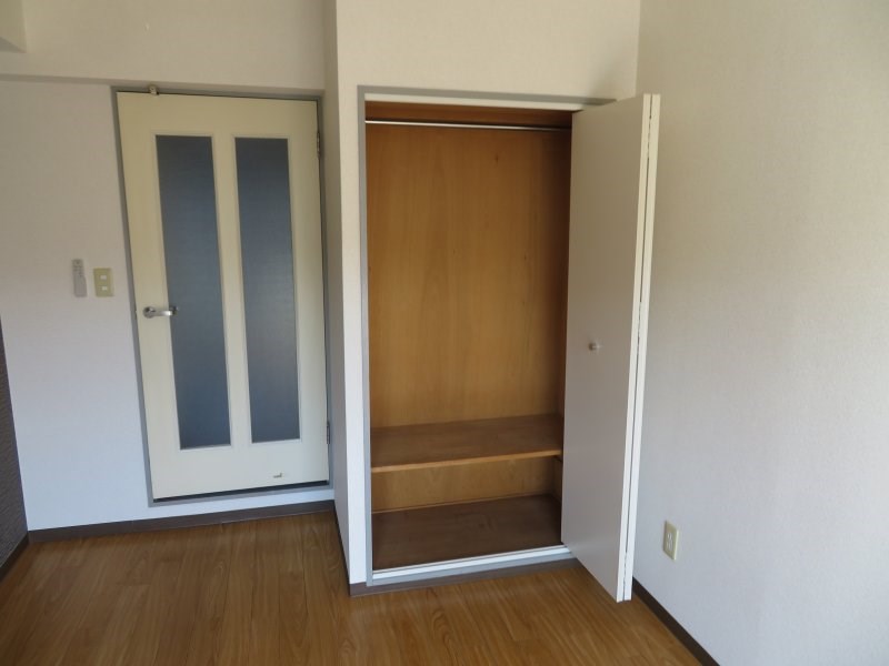 収納　大切な衣類を収納できるクローゼット
