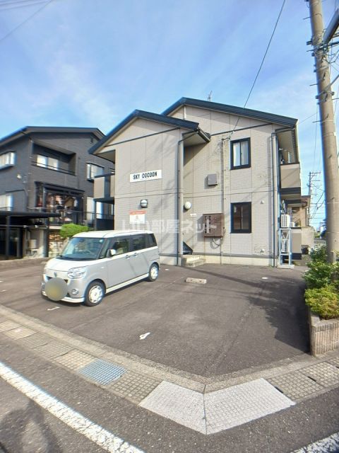 【Ｓｋｙ　Ｃｏｃｏｏｎの駐車場】