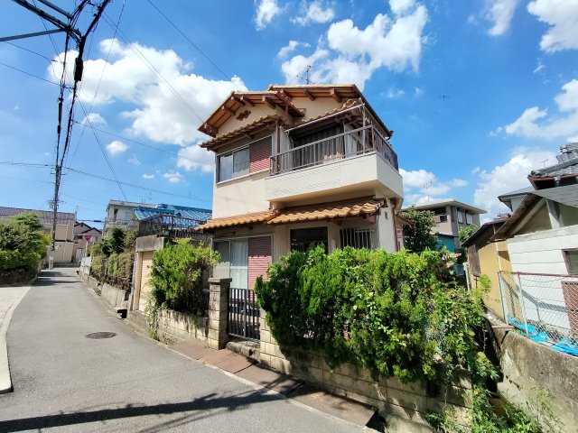 中野町貸家の建物外観