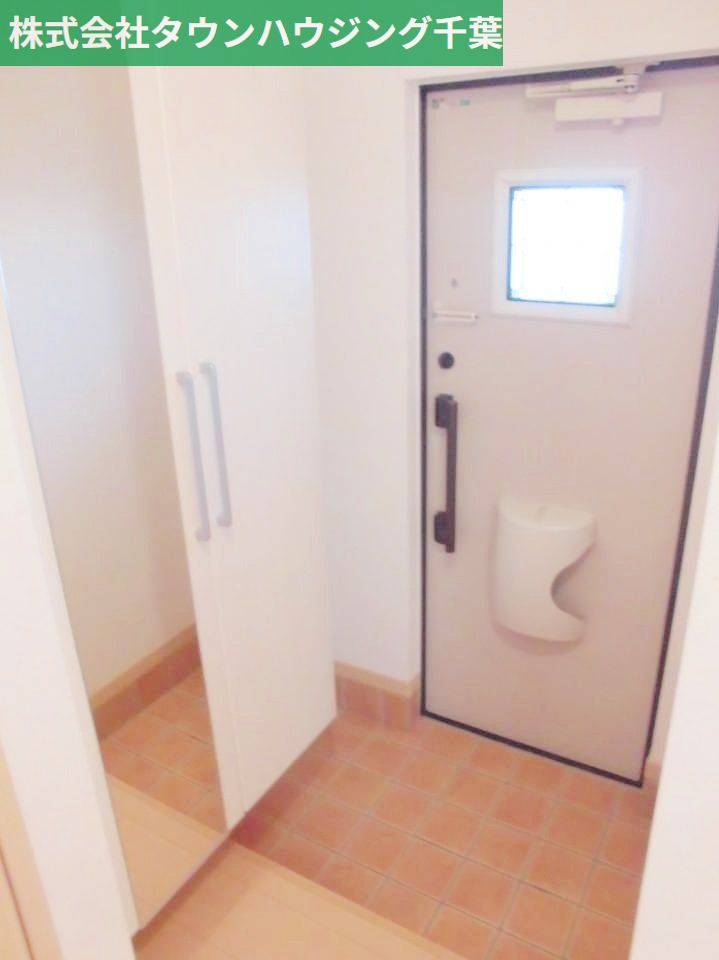 玄関　お部屋探しは【タウンハウジング千葉店】にお任せ下さい♪
