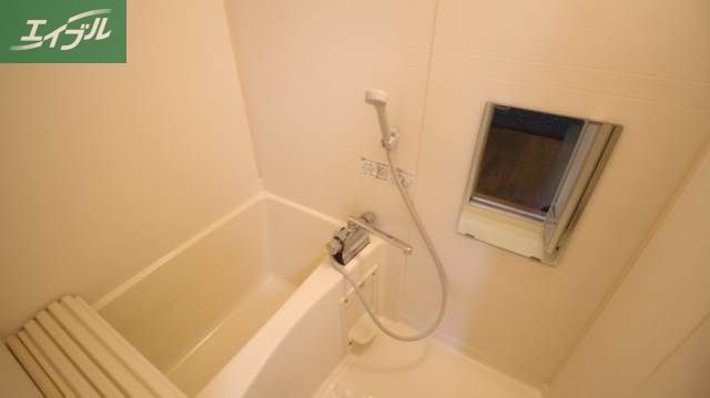 バス・シャワールーム　バスルーム