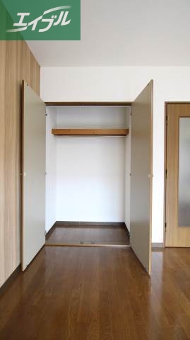 収納　クローゼット