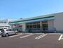 コンビニ　ファミリーマート宮崎霧島二丁目店（コンビニ）まで487m