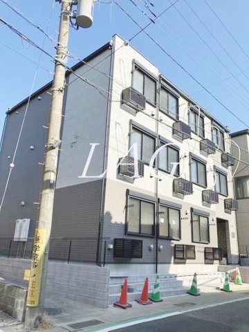 【海老名市国分北のマンションの建物外観】