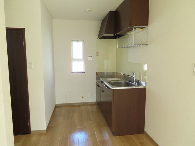 キッチン　★★窓のあるキッチンです♪★★