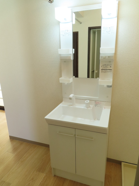 洗面設備　★★身支度に便利な洗面化粧台です♪★★