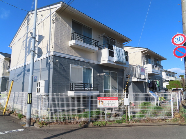 建物外観　２０２２年４月撮影