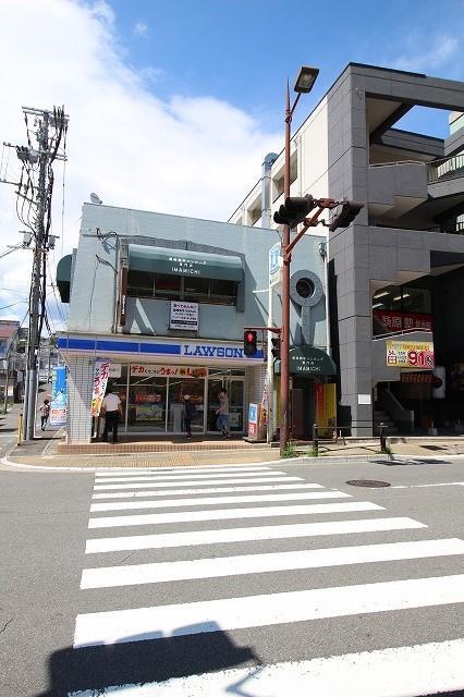 コンビニ　ローソン花丘町店（コンビニ）まで138m