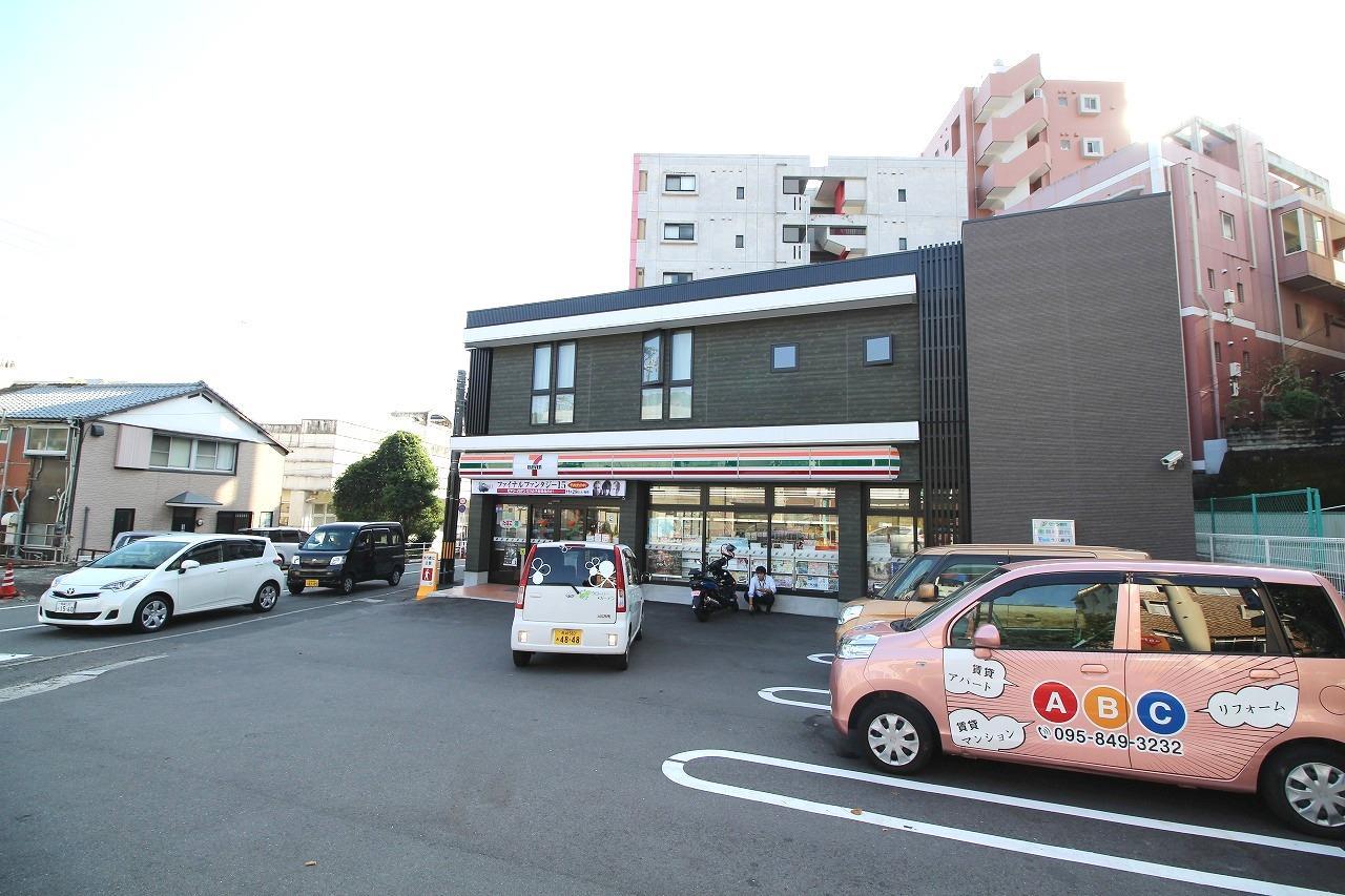 コンビニ　セブンイレブン長崎千歳町店（コンビニ）まで319m