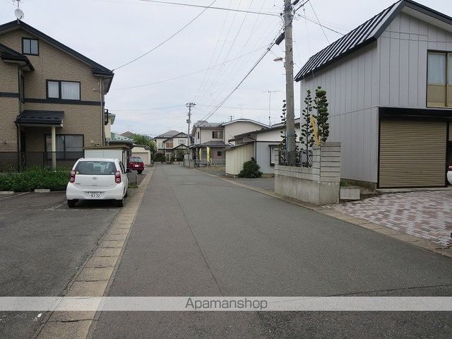 その他　前面道路（その他）まで0m