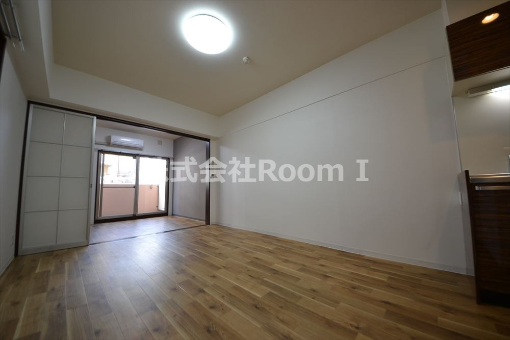 居室・リビング　スタンダードな洋室です