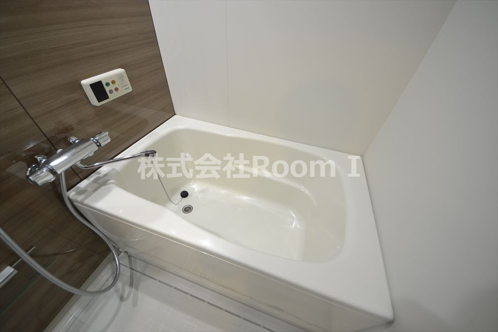 バス・シャワールーム　お風呂で日々の疲れを落としましょう