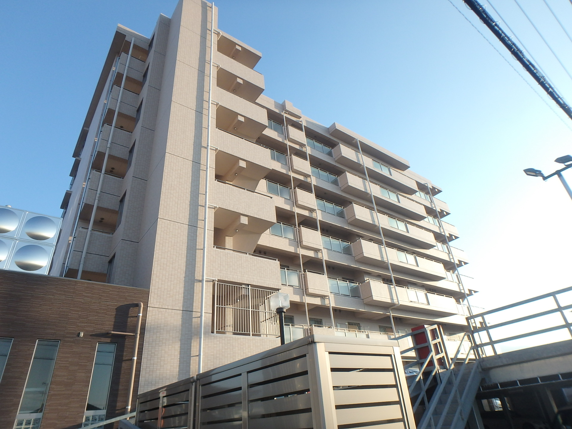 ＪＲ予讃線 新居浜駅 徒歩4分 築16年
