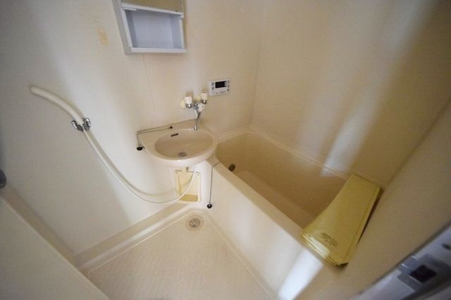 バス・シャワールーム　別部屋参考写真