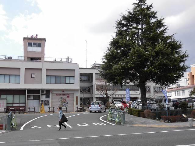 役所　三島市役所（役所）まで542m