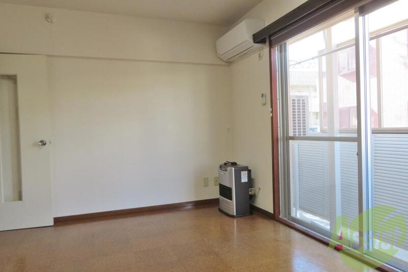 その他部屋・スペース　居室には、めずらしいＦＦ式暖房もついております。